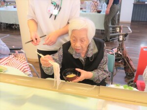 流しそうめん (13)