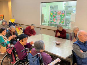 餅つきとご挨拶 (1)